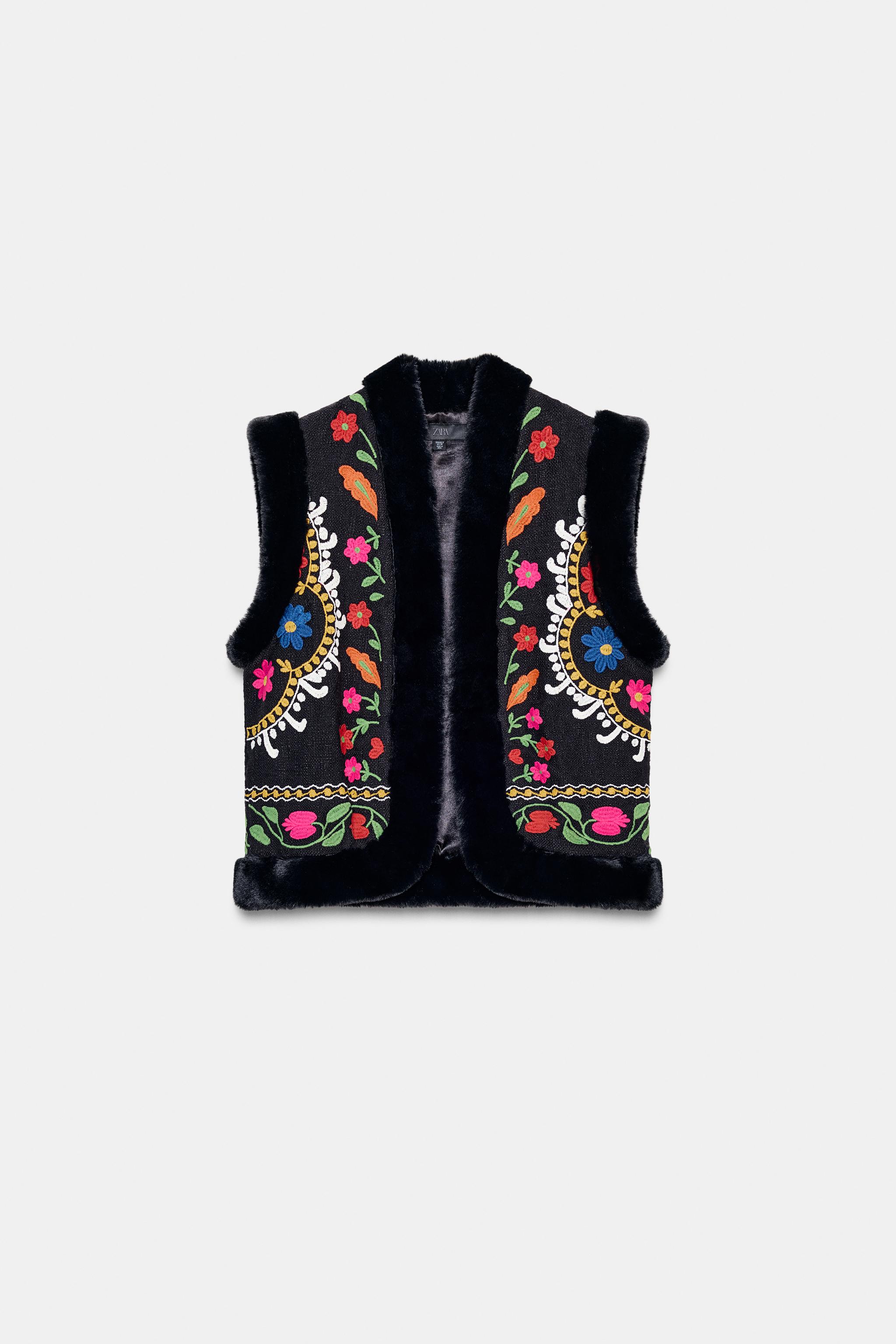 CONTRASTING EMBROIDERED FAUX FUR VEST